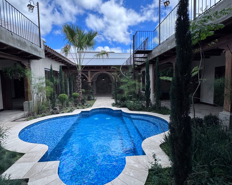 4 Bedroom House with Garden and Pool for Sale in Alotenango, Guatemala - $.1,299,051.40