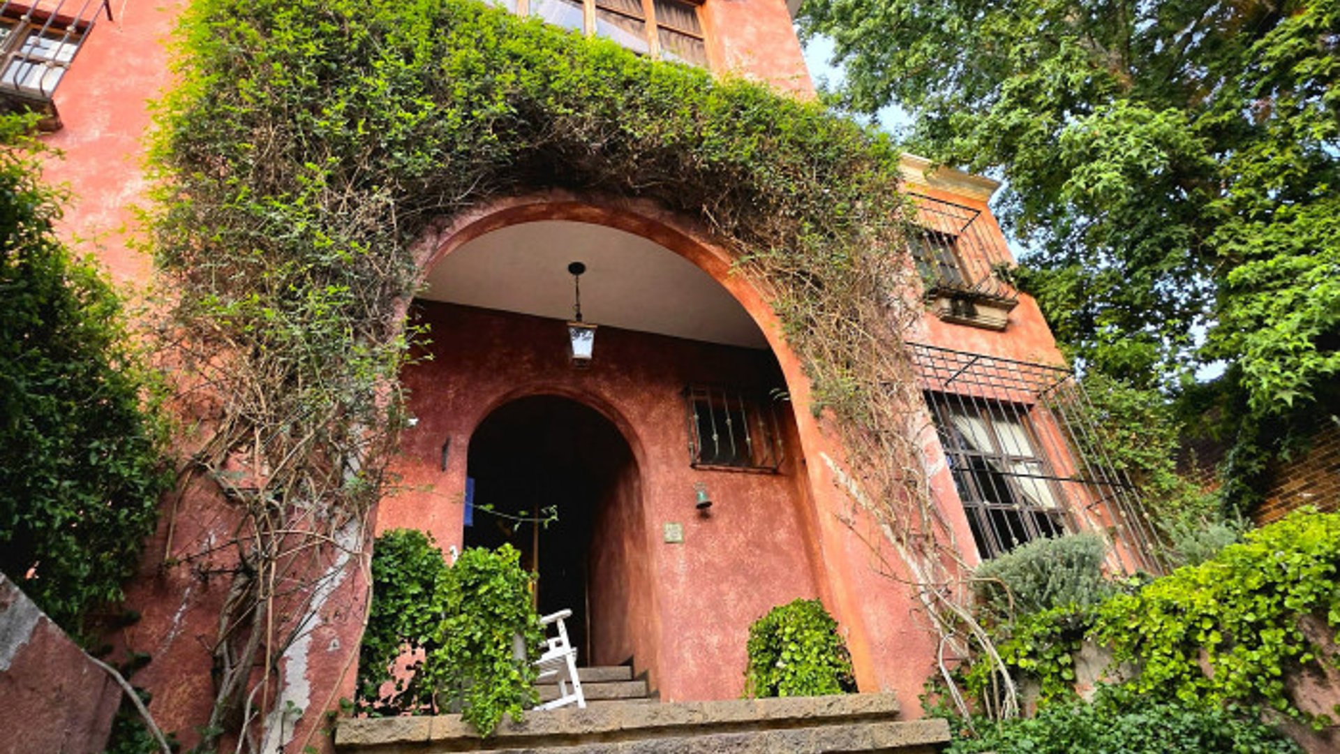 Amplia Residencia en Venta en San Lazaro Z.15 Guatemala - Miniatura 2