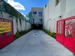 Apartamento en Renta La Floresta Zona 7 - Image 8