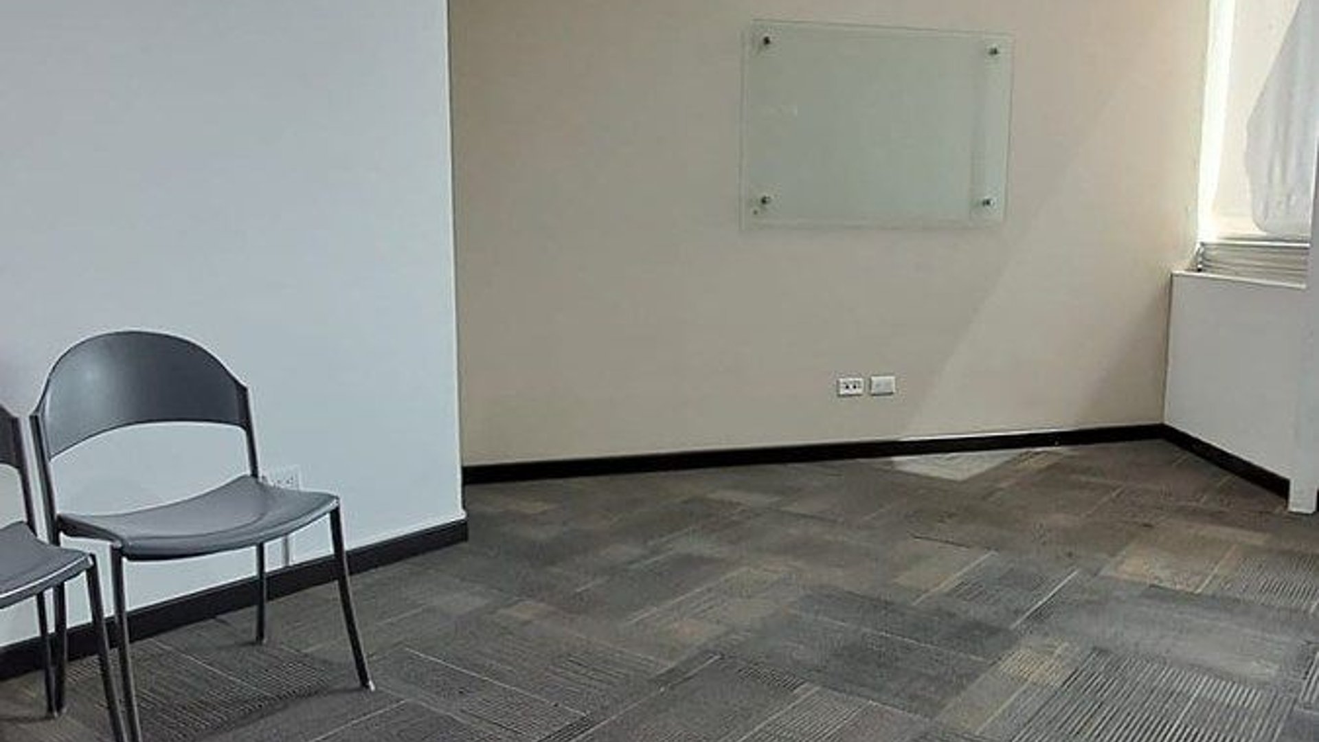 Oficina en renta – Edificio Avante, zona 15 - Miniatura 10