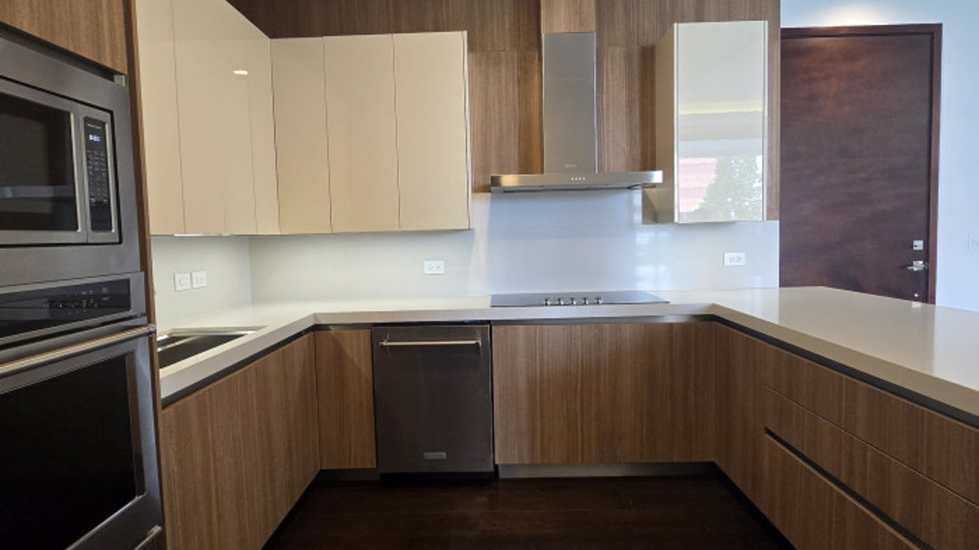 En renta - Venta exclusivo apartamento en la zona 14 - Miniatura 12