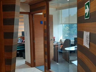 Vendo o Rento amplias oficinas Edif Avante Zona 15 - 4