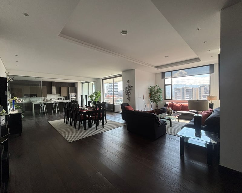 Apartamento en Alquiler / Venta Edificio Echo, zona 14