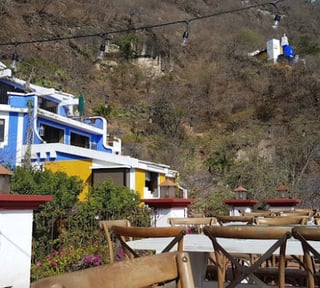 CASA VACACIONAL EN VENTA Y RENTA EN ATITLAN