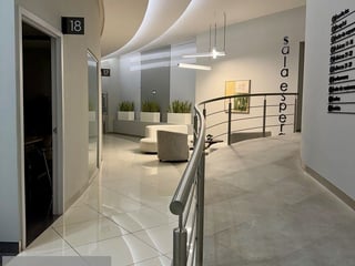 🏢 Oficinas corporativas en renta · Km 16.5 Carretera a El Salvador · 615 m² - 3
