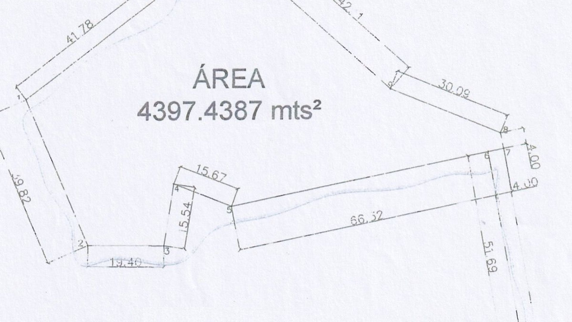 Venta de terreno en Zona 16, al lado del Club San Isidro