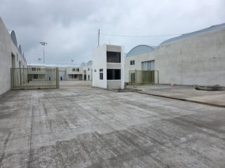 Bodega de 200 metros en renta en KM 16.5 CAES Ref-5242 - 4