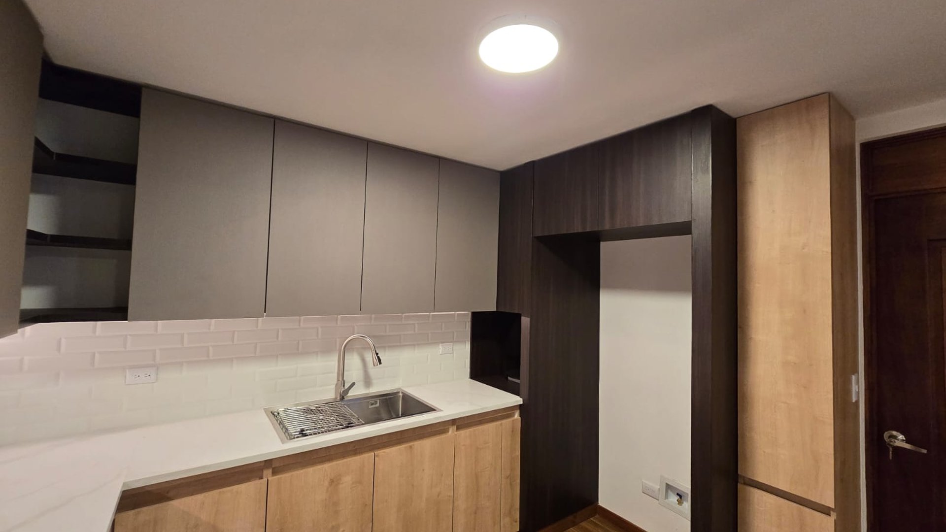 VENDO CASA EN ZONA 12 VIENTOS DEL VALLE - Miniatura 6
