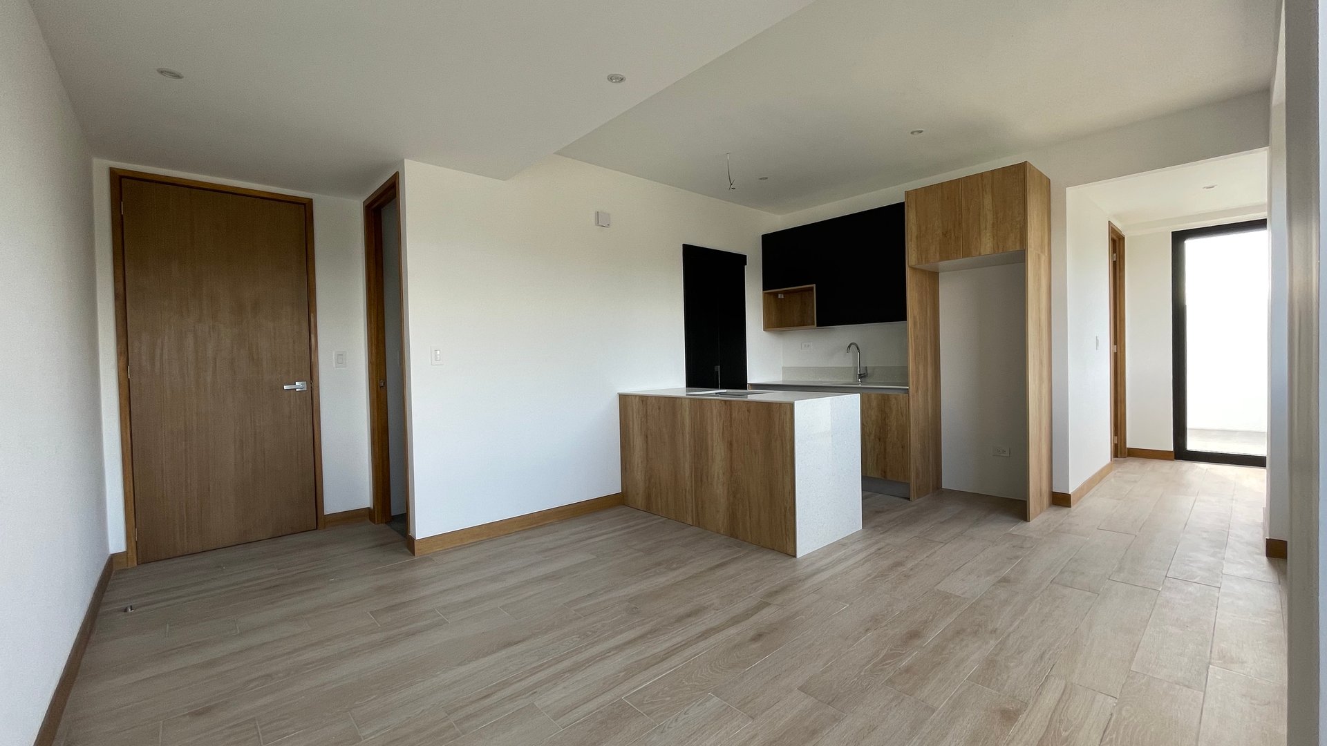 Apartamento en Venta Edificio AOKI, zona 14 N4