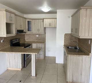 Apartamento en Edificio Portico zona 7 - 3 habitaciones Ref-5876