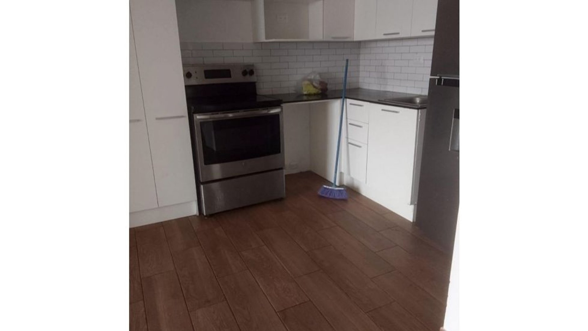  APARTAMENTO EN VENTA – 3 HAB + BALCÓN | EDIFICIO ROQUE | ZONA 2 - Miniatura 8