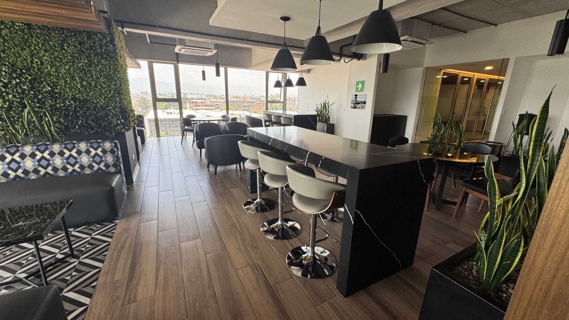 OFICINA EN RENTA - EDIFICIO HUB | REFORMA, ZONA 9 - Miniatura 2