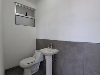 Ofibodega en renta en las Tunas zona 4 Mixco - Image 15