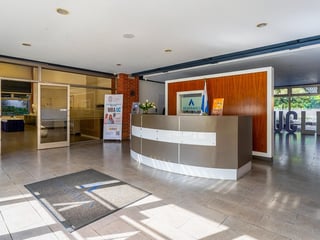 Local comercial en renta, en Zona 15 - 2