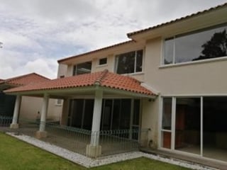 Vendo amplia casa en condominio Portal del Bosque - 2