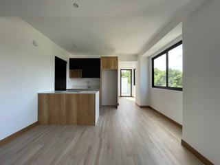 Apartamento en Venta Edificio AOKI, zona 14 N4 - 2