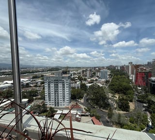 EDIFICIO VERDÚ ZONA 13 NUEVO APARTAMENTO RENTA - 1 HABITACION