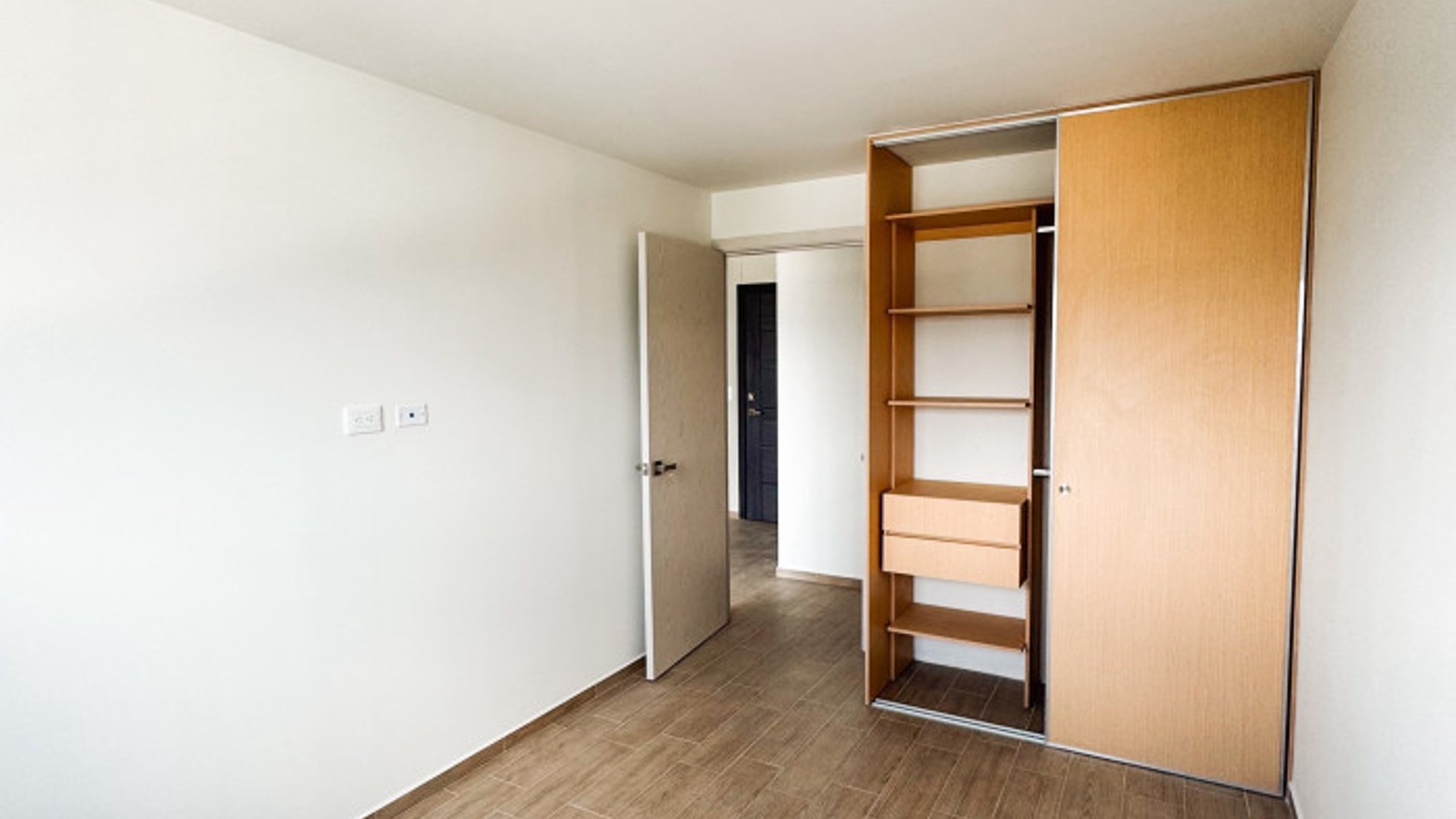 Apartamento en Renta Andares 12 Torre 1 - Miniatura 2