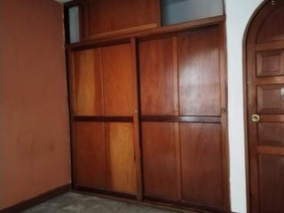 Casa en venta Zona 13 Aurora 1 - 5