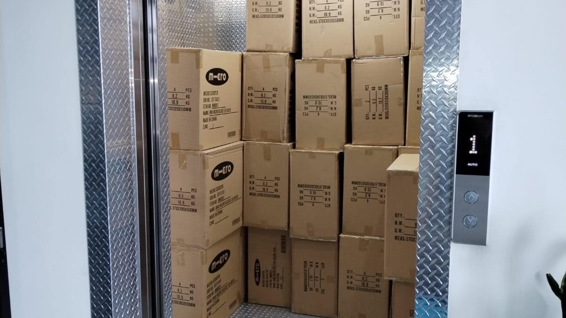 Bodeguitas en alquiler, Áttico zona 13. - Miniatura 11