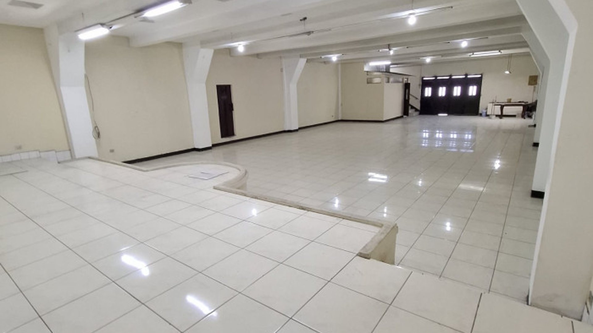 Casa en Renta con Uso Comercial en Zona 7 Guatemala - Miniatura 3