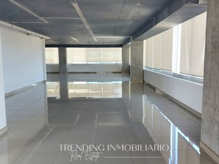 ✨ Zona 15 | Oficina en renta | 134.86 m² + 5 parqueos + bodega | Edificio Domani - Image 2