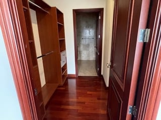 Apartamento amueblado de 2 habitaciones en alquiler Torre Real CES - Image 10