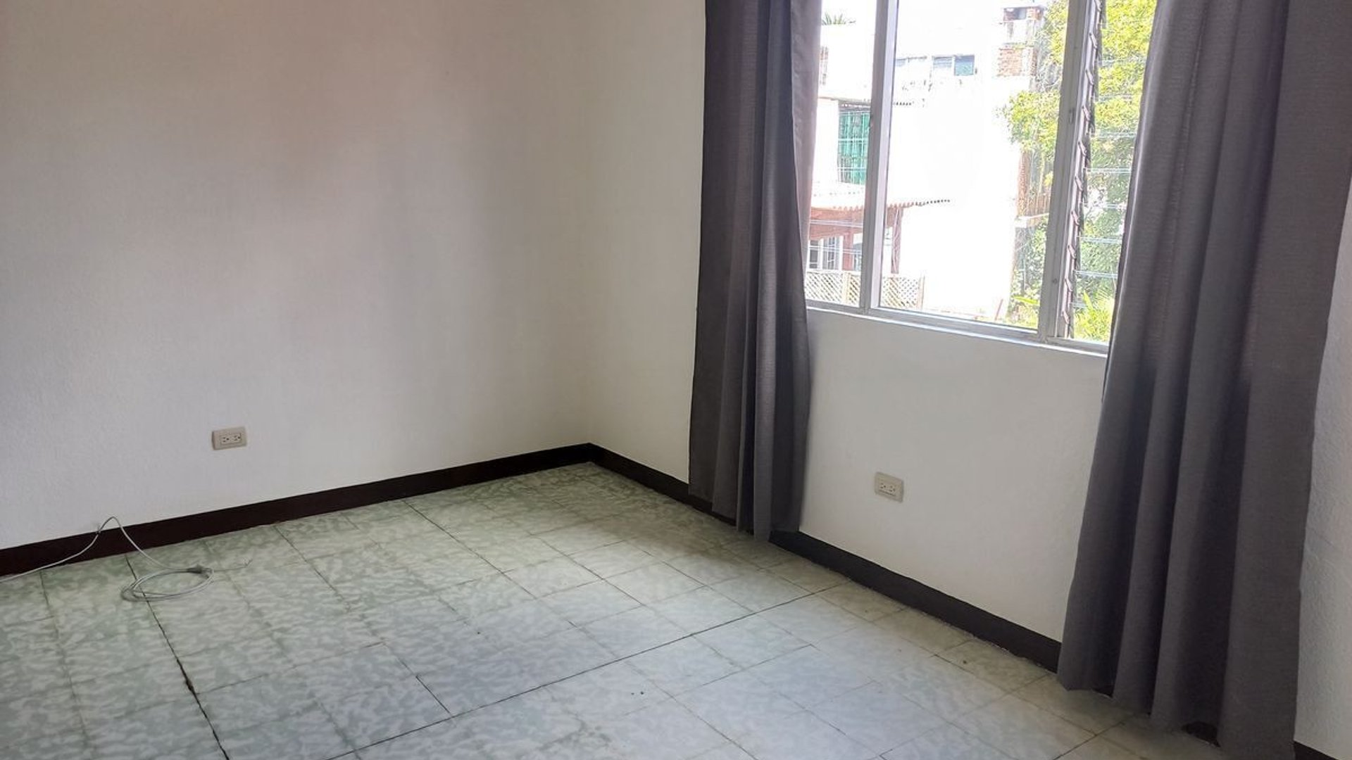 OFICINAS EN ALQUILER EN ZONA 3 LO DE BRAN - Miniatura 10