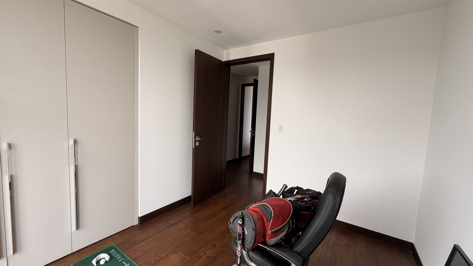 Apartamento en Alquiler Edificio Vasanta, zona 10 N12 - Miniatura 14