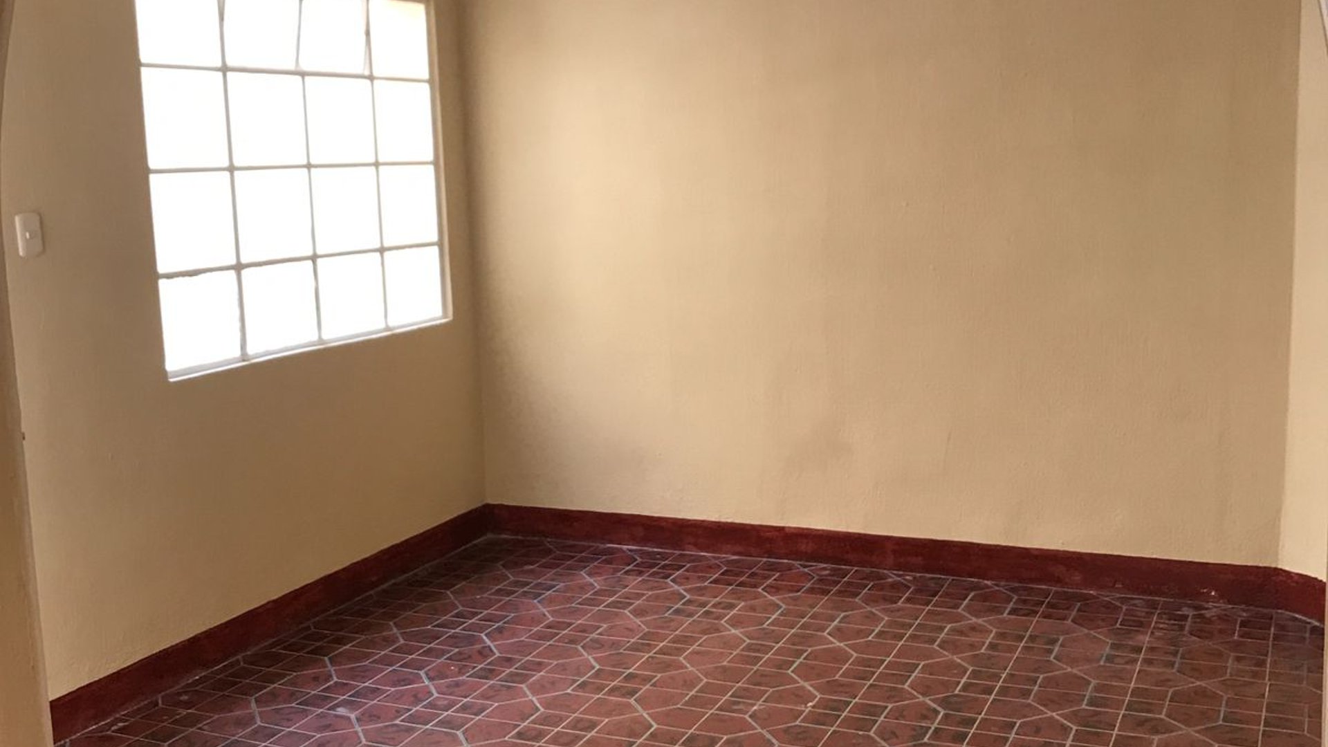 Casa de 4 habitaciones en alquiler, zona 1 - Miniatura 15