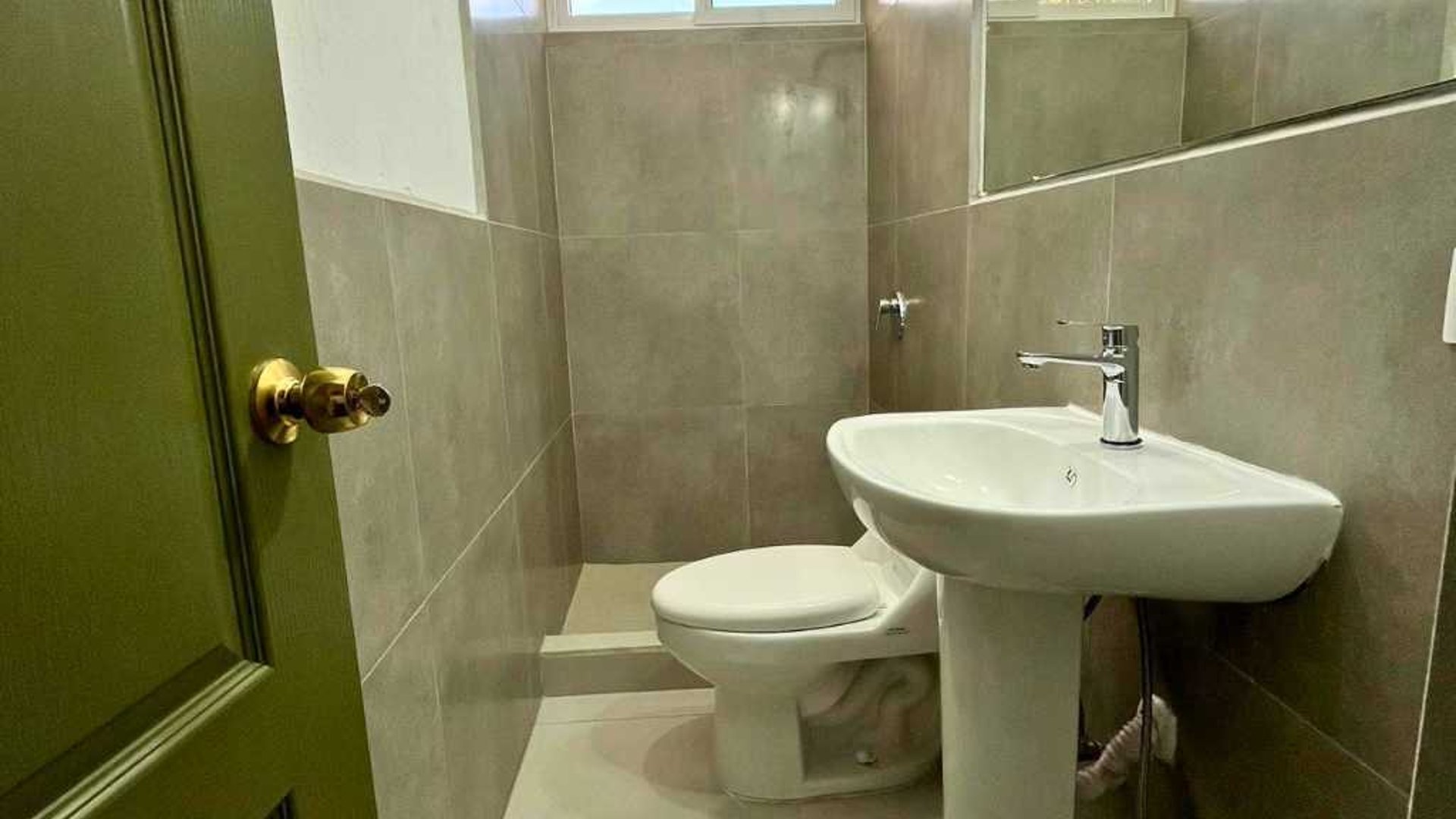 CASA EN RENTA – CONDOMINIO SAN SEBASTIÁN, AVENIDA HINCAPIÉ, ZONA 13 - Miniatura 22
