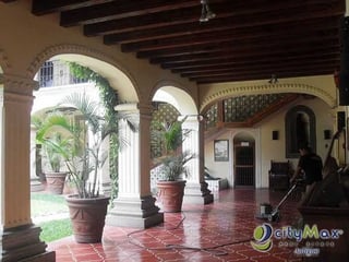 LOCAL COMERCIAL EN RENTA EN ANTIGUA GUATEMALA - 3