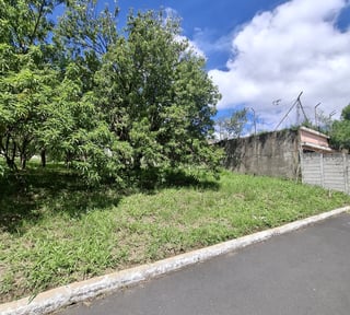 Terreno residencial en zona 8 de Mixco San Cristóbal