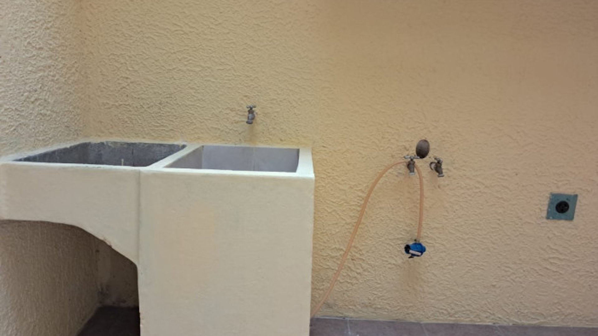Casa en Venta Recidencial Entre Encinos Mixco - Miniatura 11