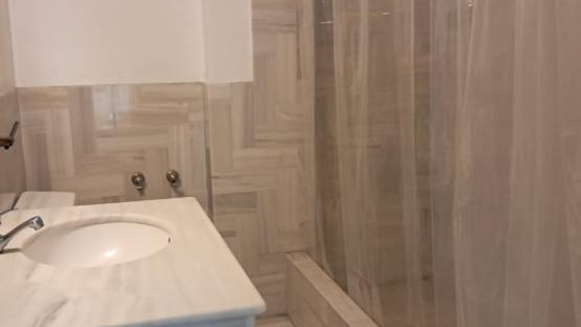 Apartamento en Renta, Zona 16 (R10376) - Miniatura 7