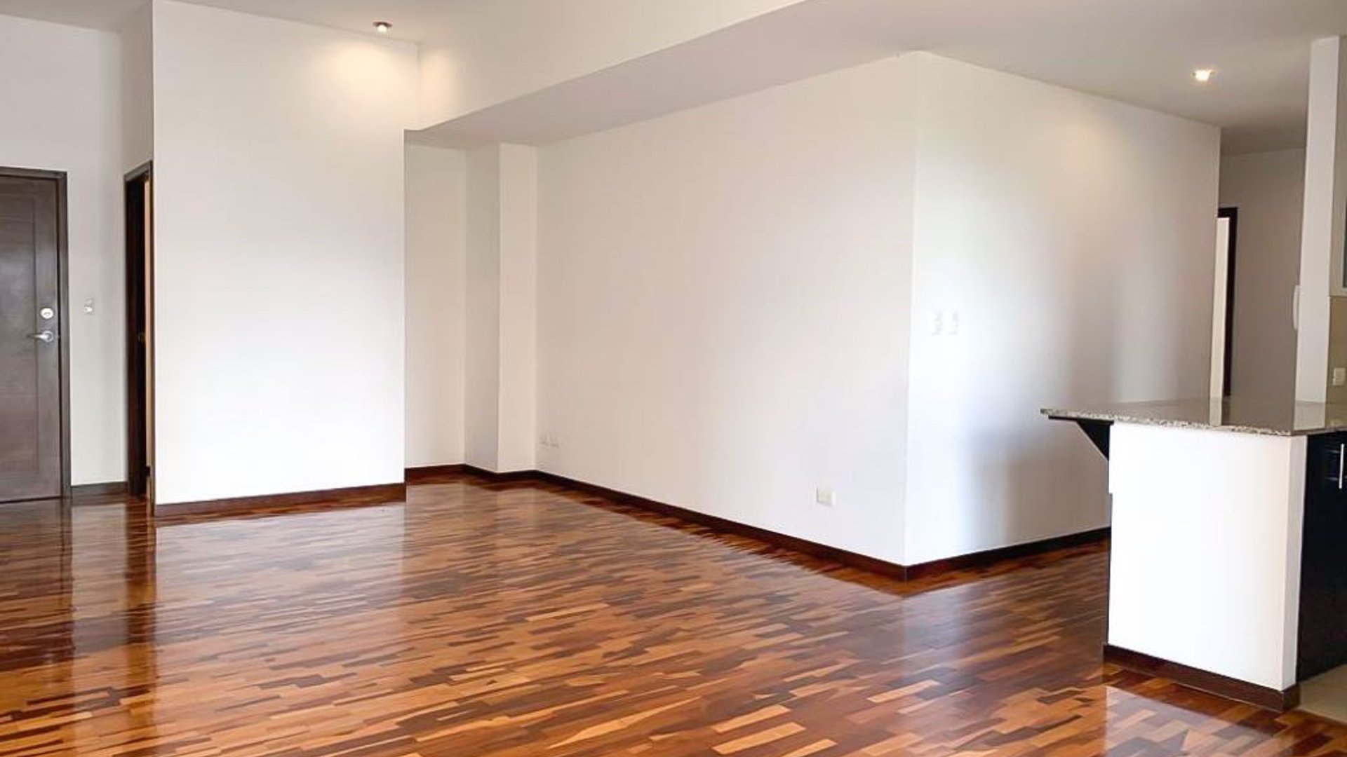 Apartamento en Renta  Zona 14 Torre Quattro