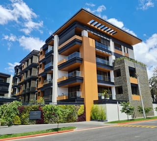 Exclusivo apto con terraza en Edificio Maranta Oakland zona 10 | 3 Habitaciones