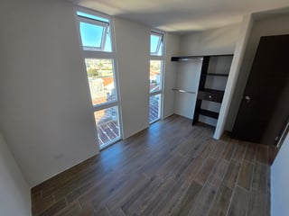 Venta de apartamento en Zona 4 de Mixco de 3 habitaciones Ref-5497 - 5
