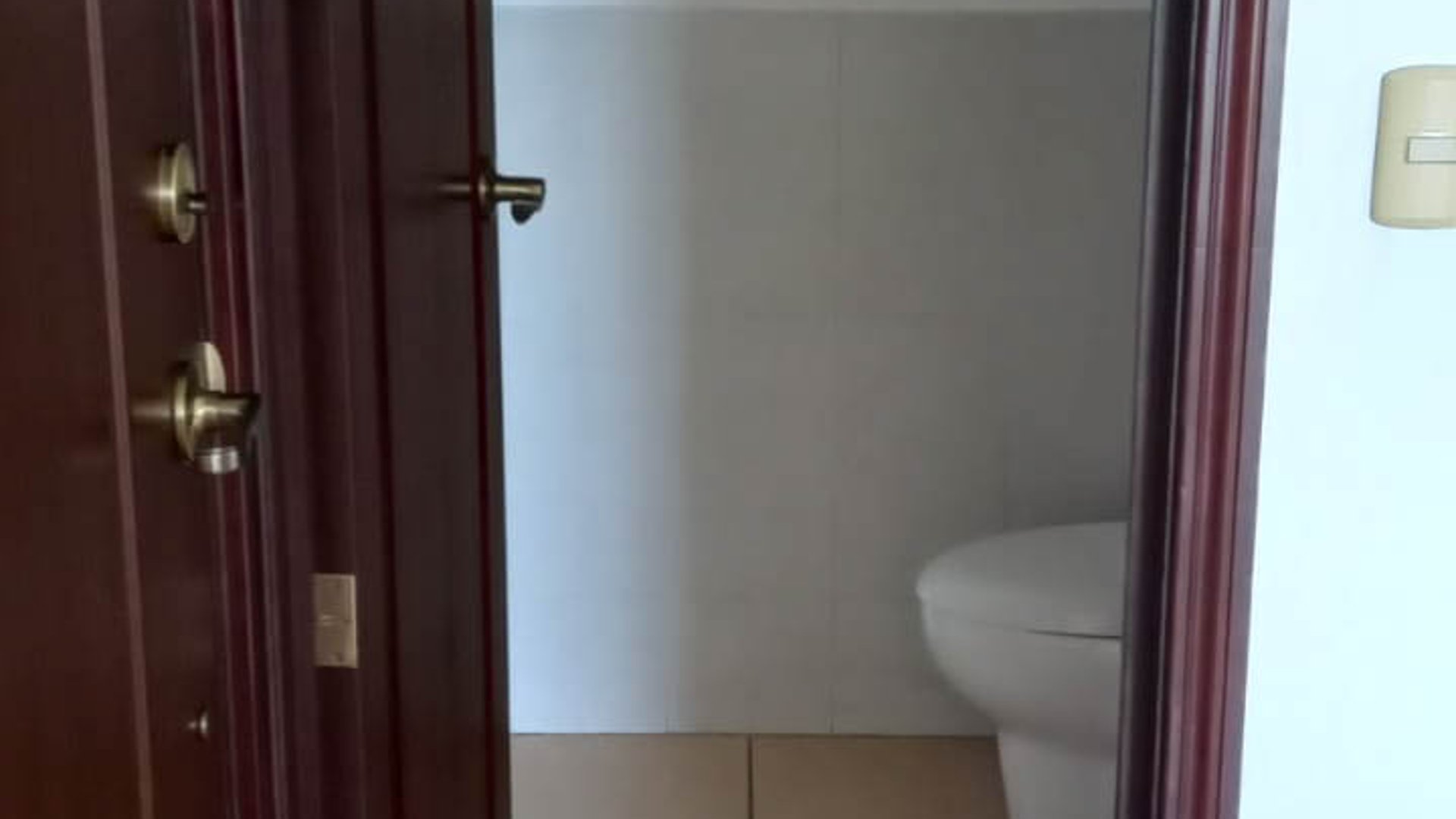 APARTAMENTO EN RENTA ZONA 10 - Miniatura 2