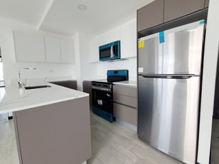 APARTAMENTO CON LÍNEA BLANCA PARA ESTRENAR EDIFICIO VERDÚ 140.67 MTS2, 3 DORMITORIOS, ZONA 13 - 2