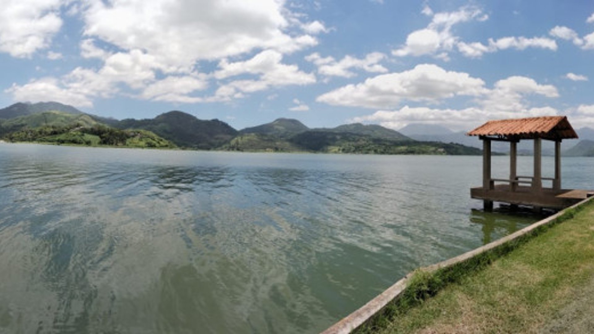 En venta casa para remodelar a orilla lago Amatitlán - Miniatura 9