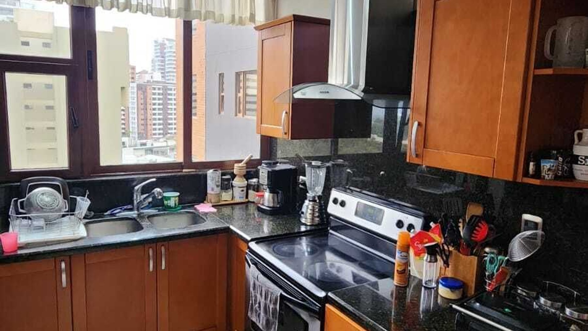 Apartamento en ALQUILER en Báltica zona 14 - Miniatura 9