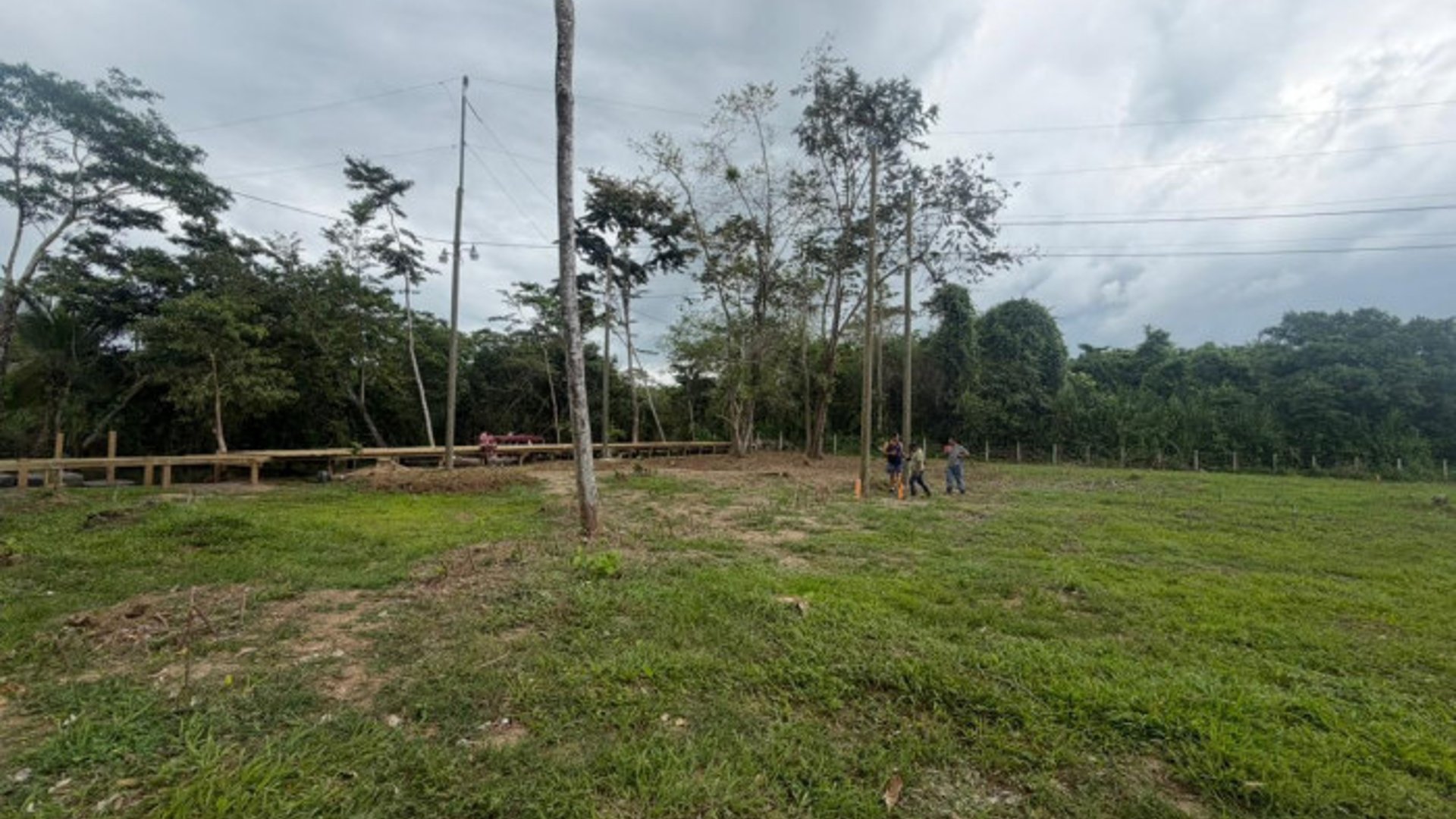 Terreno en venta en Rio Ciénega, Livingston - Miniatura 4