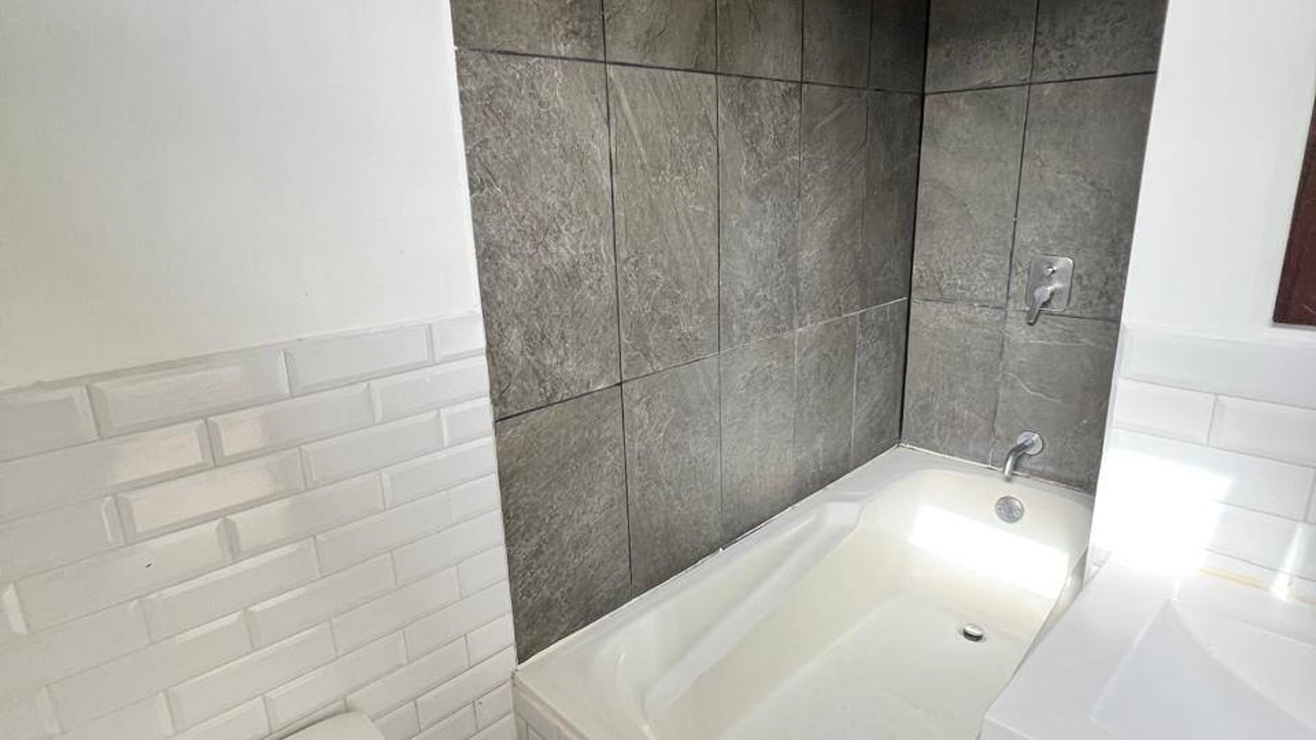 Apartamento en venta-renta en edificio Balmes 47 zona 11 - Miniatura 10