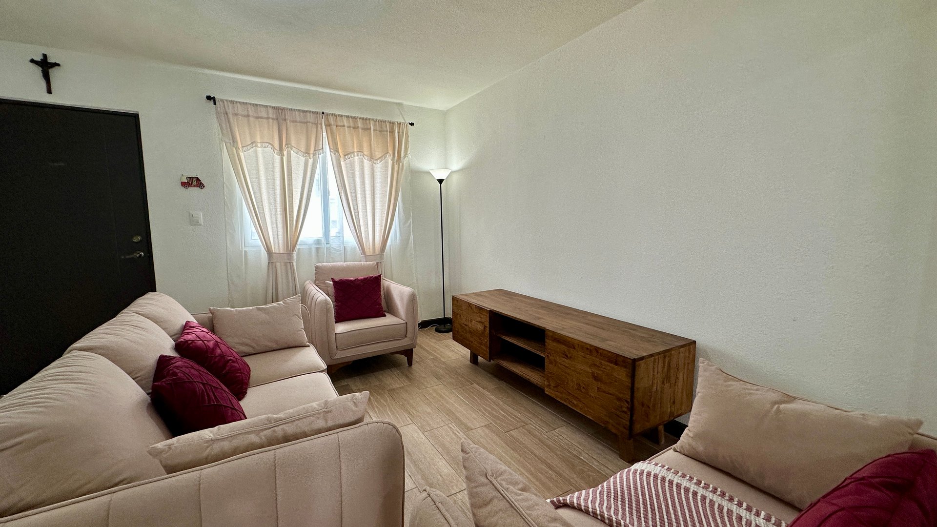 Casa Semi Amueblada en Venta en San José Pinula - Miniatura 2