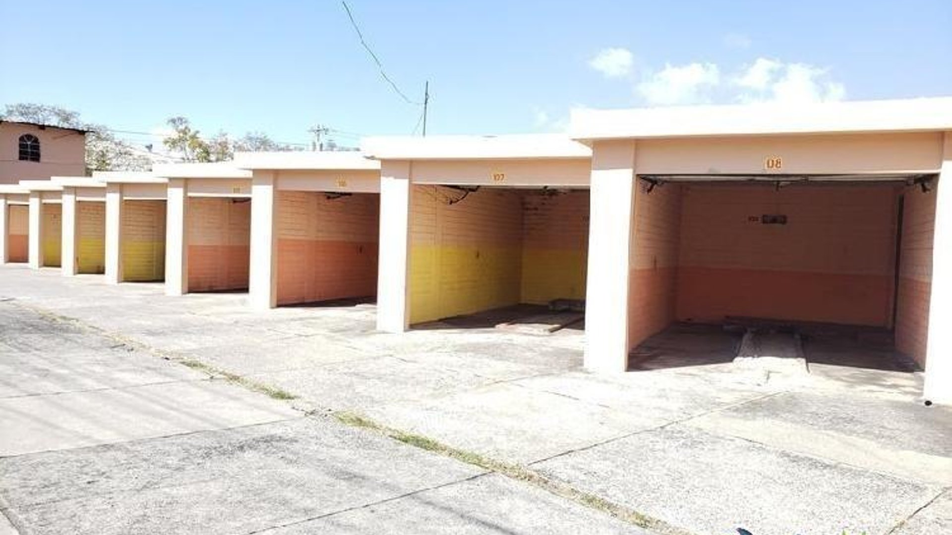 EDIFICIO EN VENTA ZONA 11 LAS CHARCAS