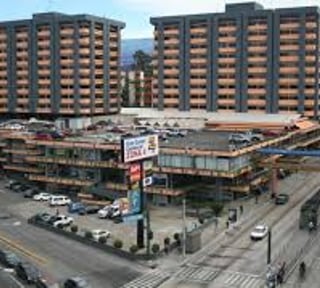 📍 LOCAL EN RENTA – EDIFICIO GRAN CENTRO COMERCIAL | ZONA 4