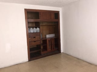En Venta Casa para uso comercial en Zona 4 - Image 4