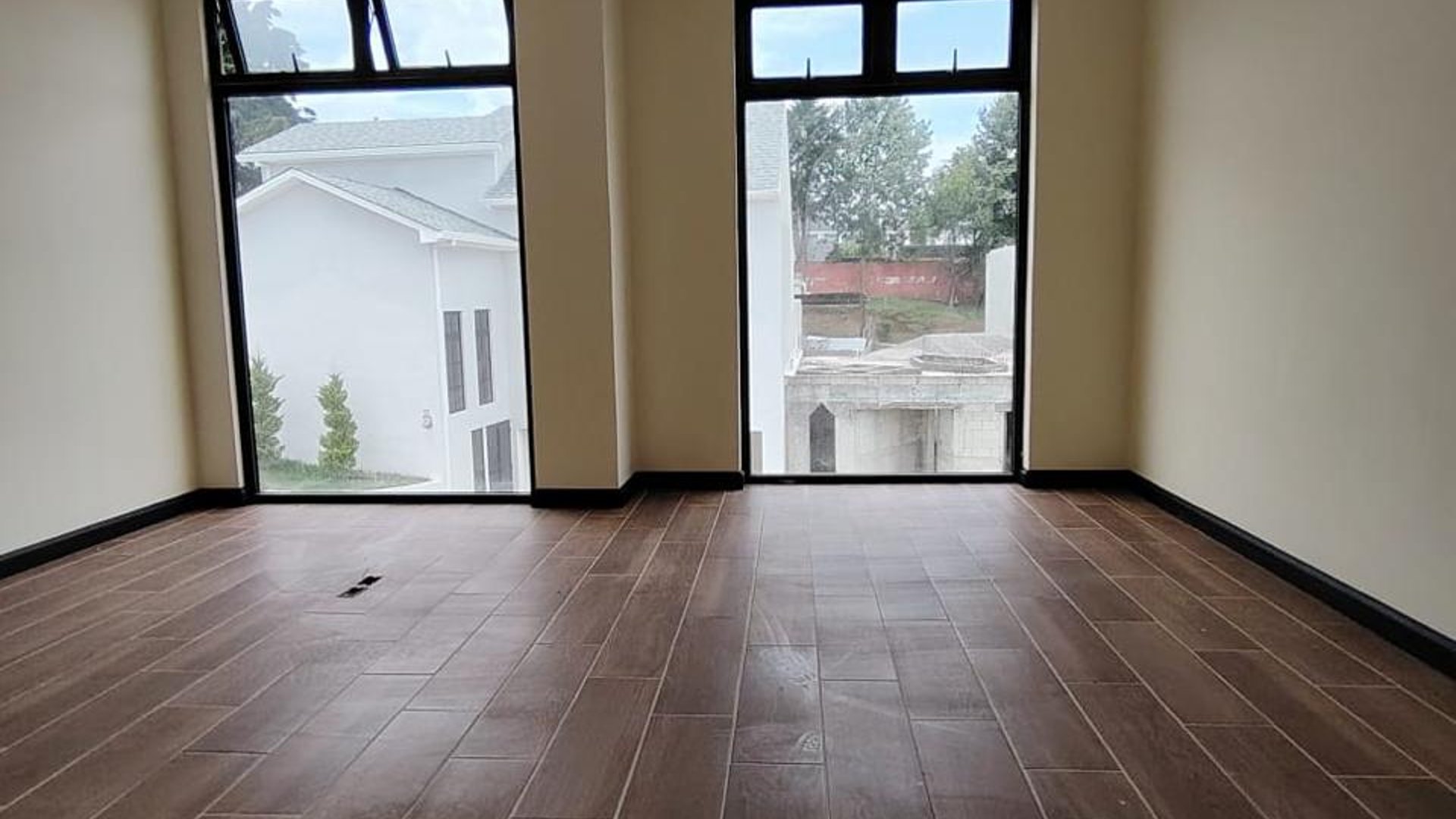 Casa En Venta En Bugamvilias De Arrazola, Fraijanes - Miniatura 5