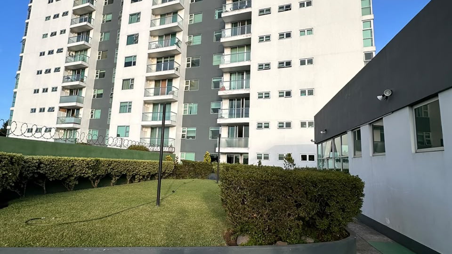 Bello Apartamento En Condado La Villa, Zona 14